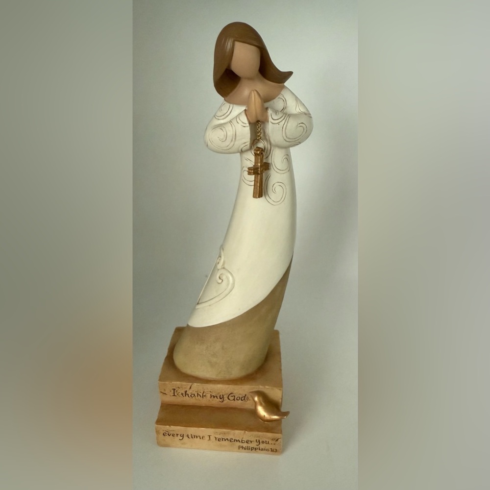Legacy of Love Thinking Of You By Kim Lawrence 8 3/4” Tall Base 3” Wide Statue